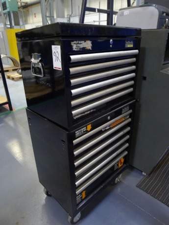 Halfords Industrial 12 drawer roller tool cabinet including contents