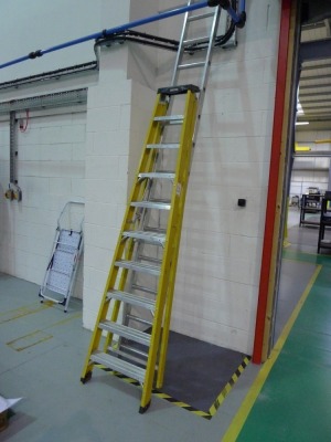 Sealey 9 tread elecricians stepladder and 2, 12 tread aluminium ladders