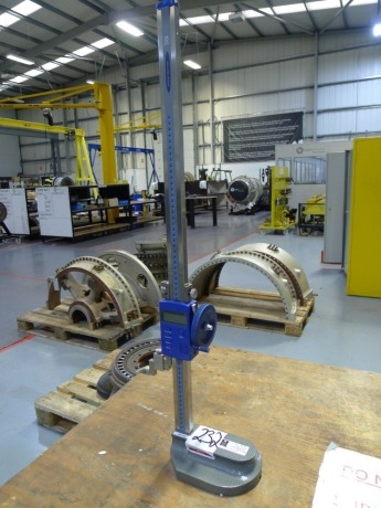 Moore and Wright 600mm digitronic height gauge