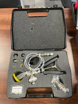 PV211-P test pump kit