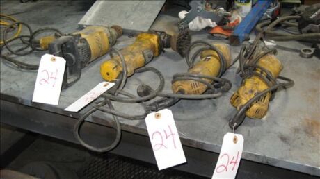 Lot--4 asst. Dewalt elect hand tools *** PLEASE NOTE: This lot is offered subject to bulk bid offer on lot 118