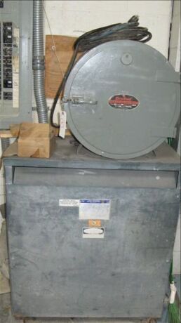 Dry Rod ElectroStabilizing oven type 300 *** PLEASE NOTE: This lot is offered subject to bulk bid offer on lot 118